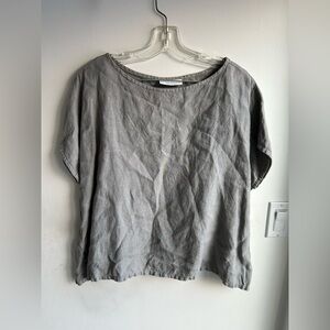 bryn Walker 100% grey linen short sleeve shirt. Size small great condition